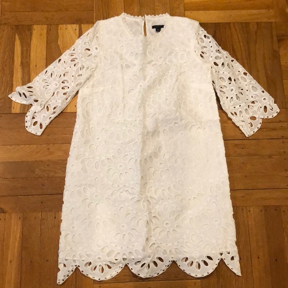 Ann Taylor white lace dress, size 0p - Picture 1 of 4